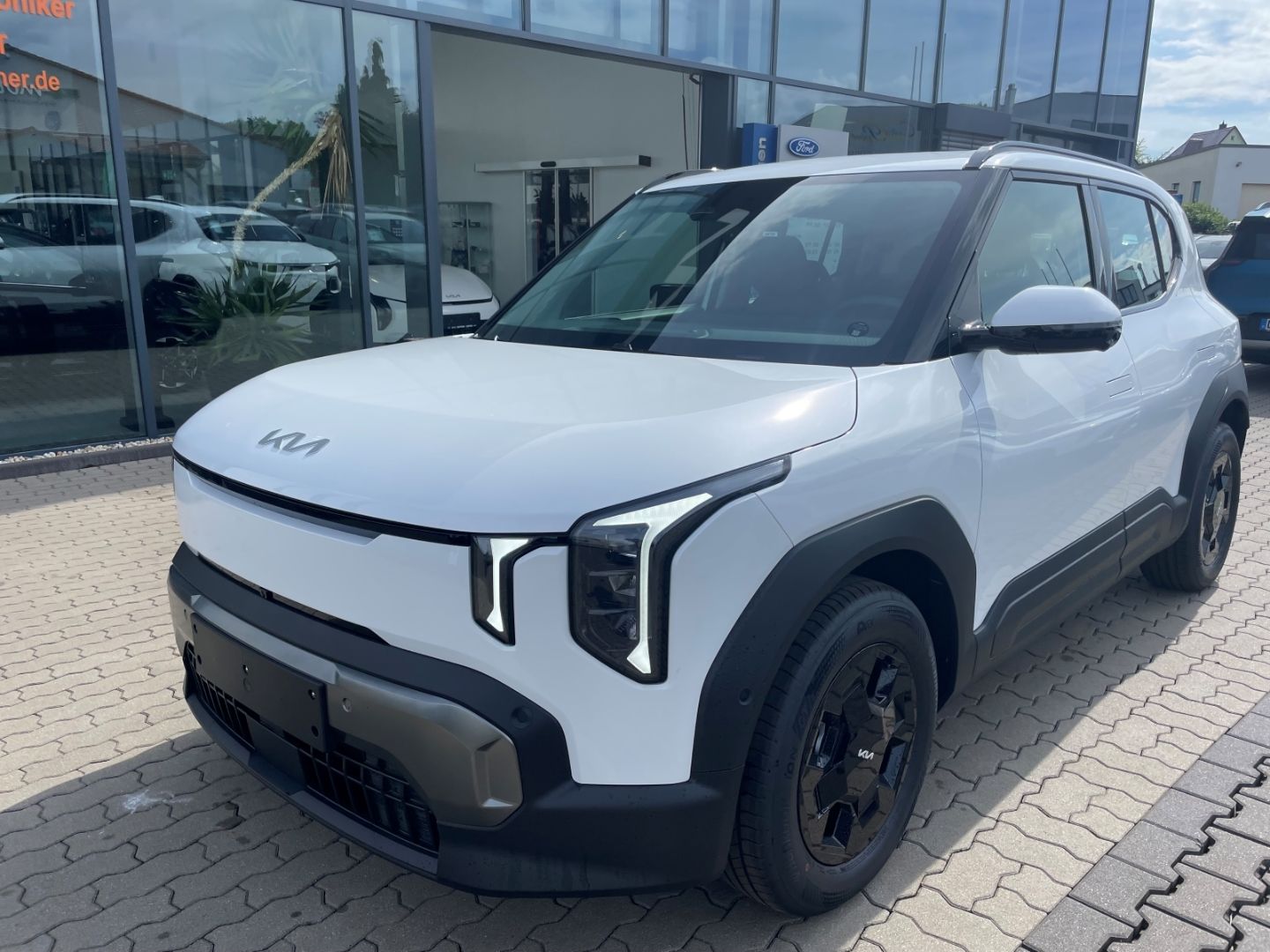 Fahrzeugabbildung Kia EV2 108 kW Earth 360 Kamera totWinkAss LED DAB