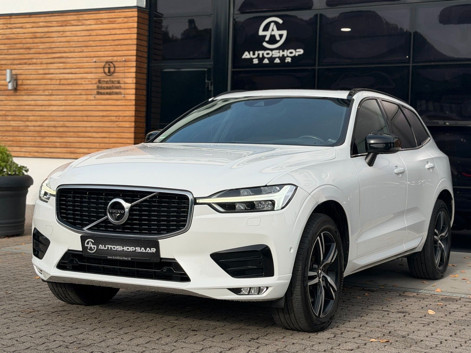VOLVO XC 60 XC60 R Design AWD 360°/PANO – Ansicht 6