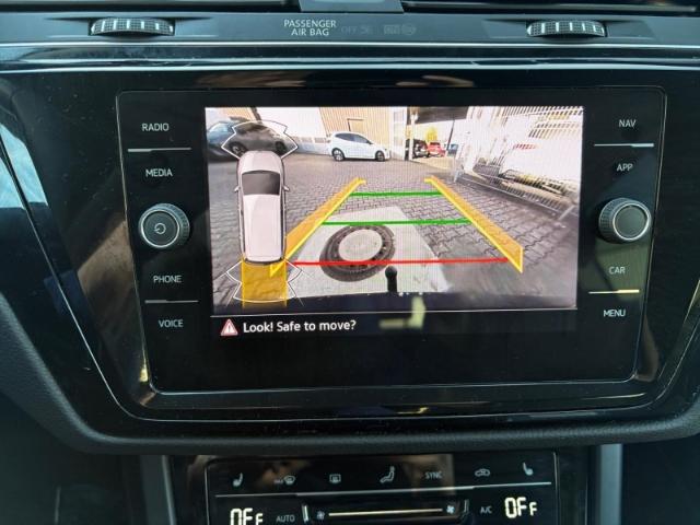 Volkswagen Touran Highline 7-Sitzer Autom AHK-el. klappb. N, миниатюра 15