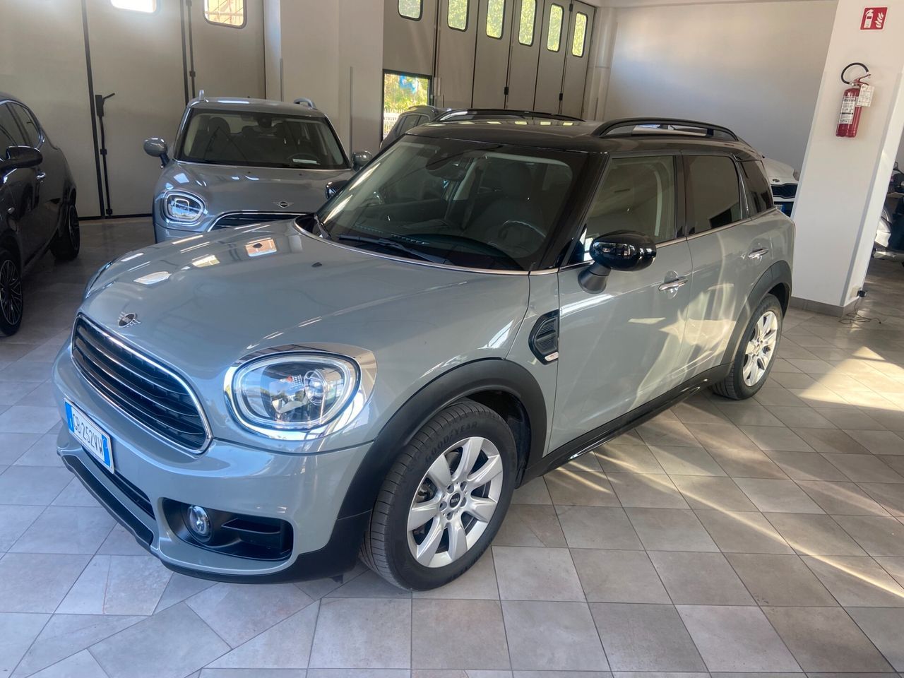 MINI Mini Cooper D Countryman 2.0 Business imagem 2