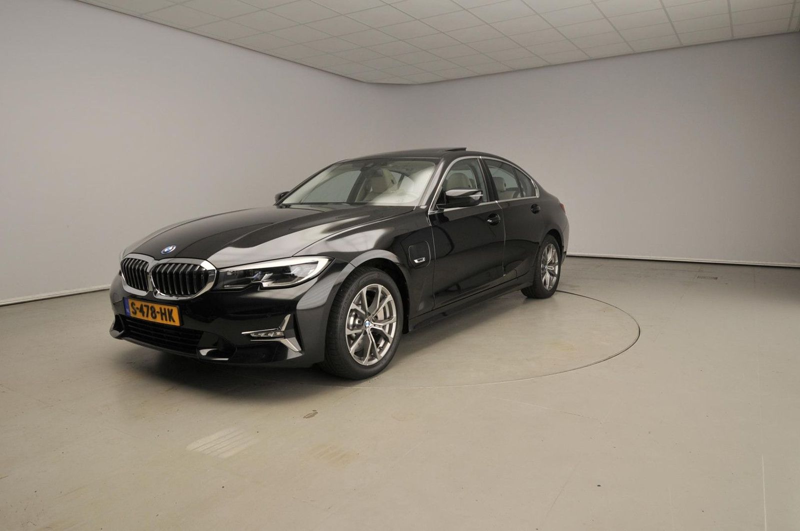 BMW 330 3 Serie Sedan 330e | Laserlicht | Leder | HU