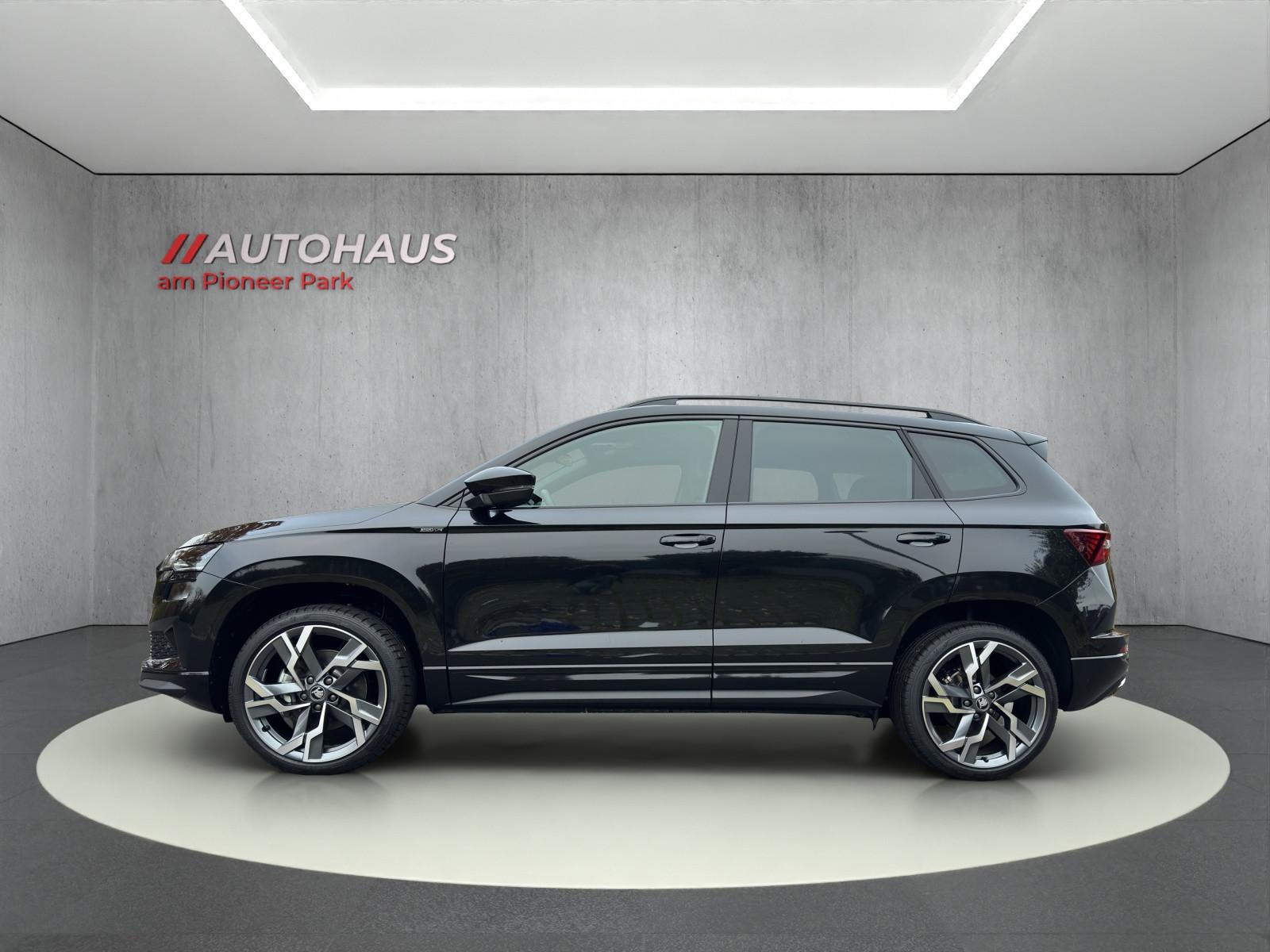 Skoda Karoq Sportline 1,5TSI DSG AHK-Pano-Matrix-Voll