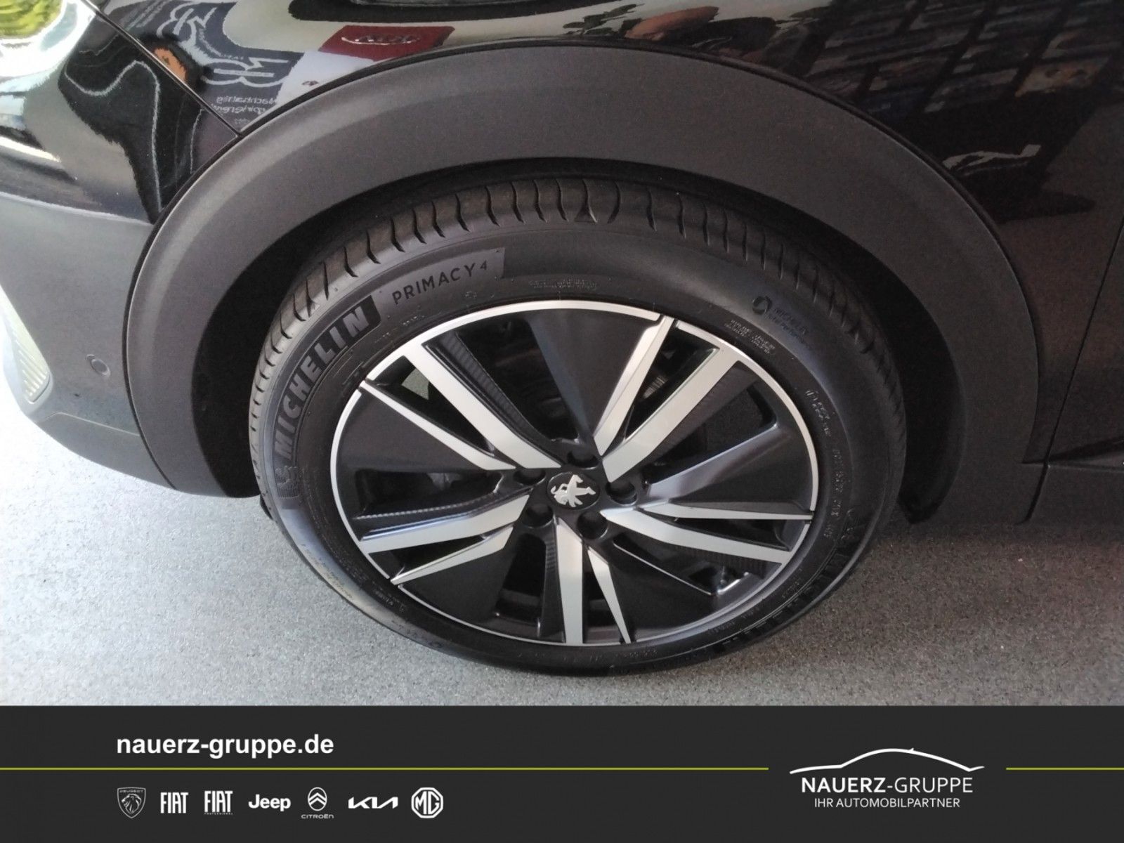 Fahrzeugabbildung Peugeot 5008 GT Pack 180PS Mass.Sitze Focal