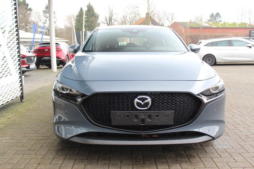 Fahrzeugabbildung Mazda 3 M-Hybrid Selection G-122 ACT-P NAVI ACAA 360°