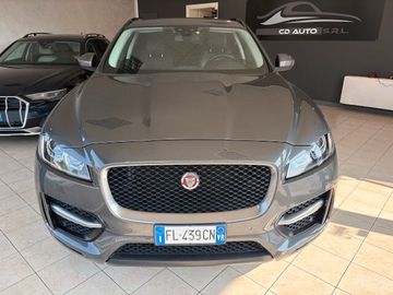 Jaguar F-Pace - 2