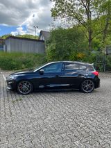 Ford Focus 2,3 EcoBoost ST Styling-Paket Auto ST ... - Ford Focus: ST Styling Paket