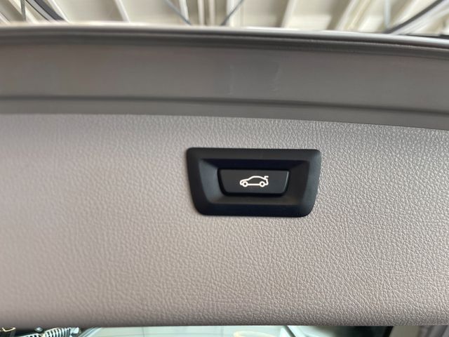 BMW 320d xDrive Touring Aut.*LED*NAVI*SHZ*PDC*ALLRAD