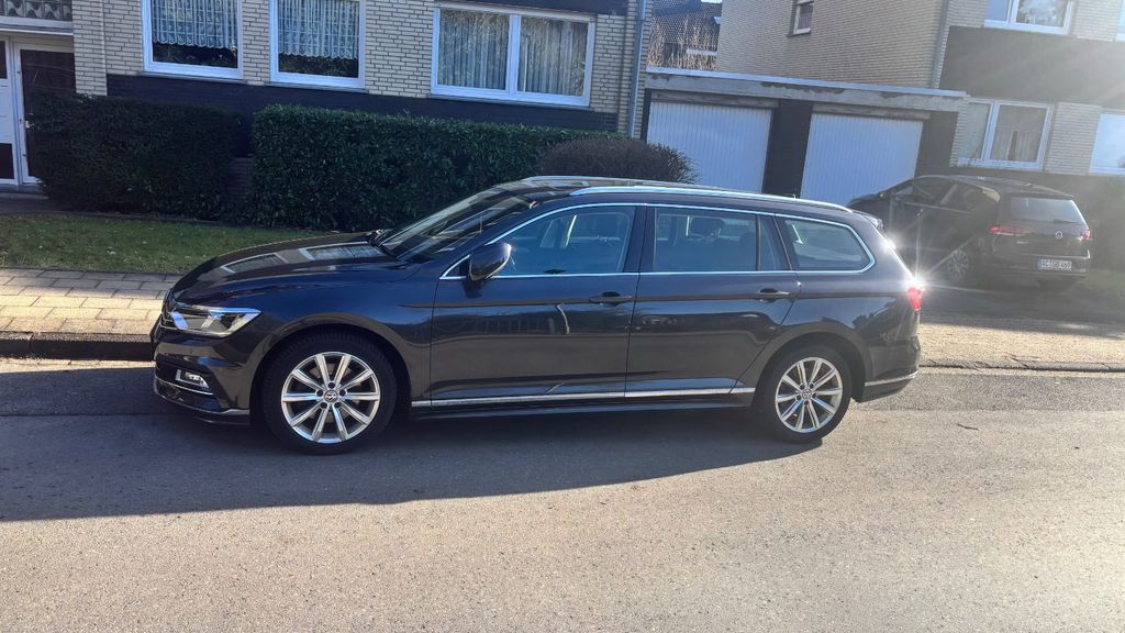 Image of Volkswagen Passat