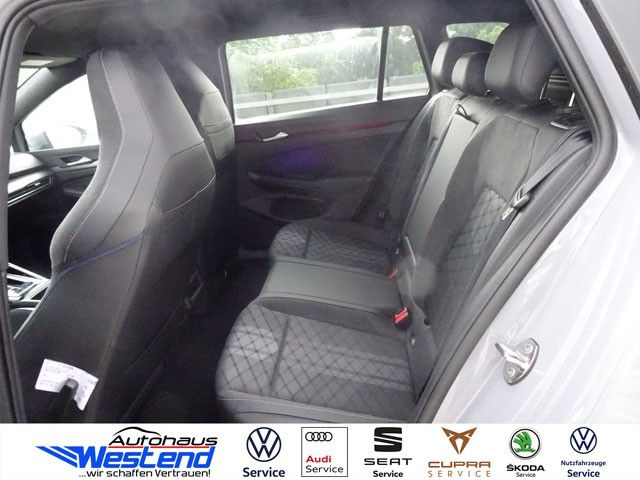 Fahrzeugabbildung Volkswagen Golf Variant R-Line 1.5l eTSI 110kW DSG AHK LED