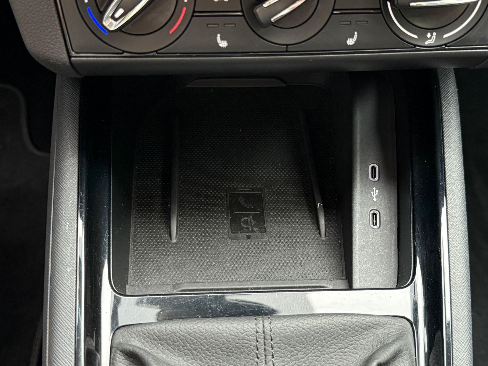 Fahrzeugabbildung SKODA Scala 1.0 TSI DSG Ambition LED+NAV+SHZ+VIRT+TEMP