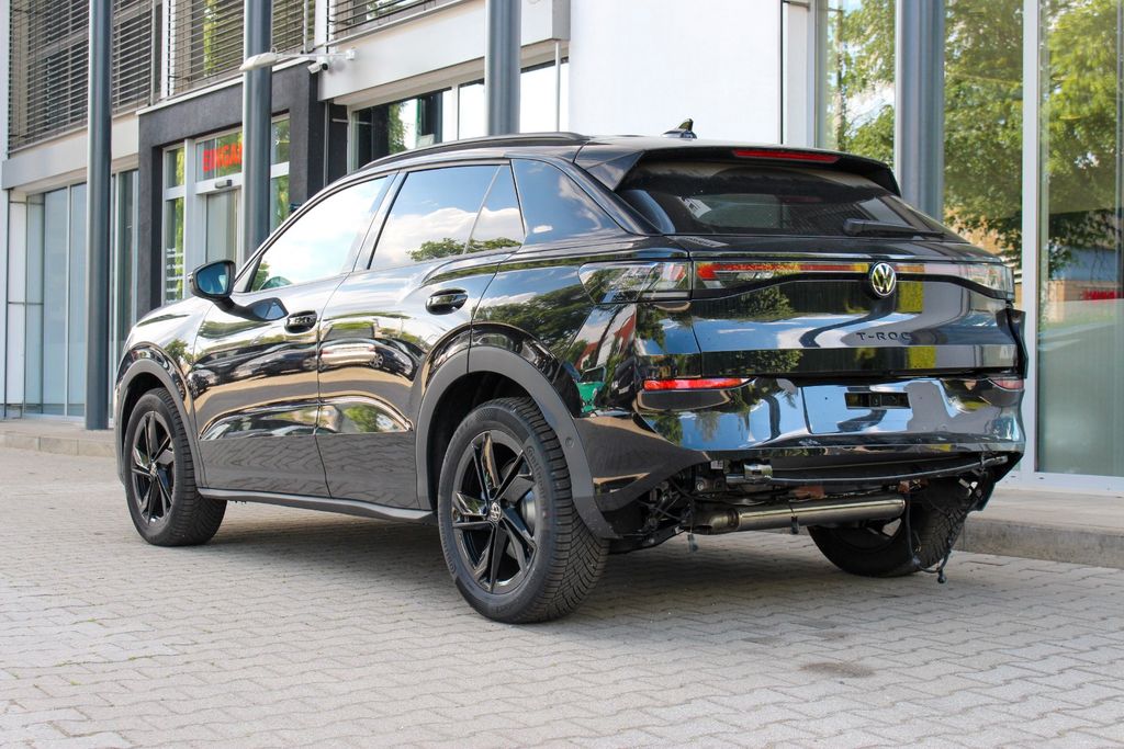 VW T-Roc 1.5 Black Style / DISCOVER/ 18"/ CARPLAY VW T-Roc 1.5 Black Style / DISCOVER/ 18"/ CARPLAY