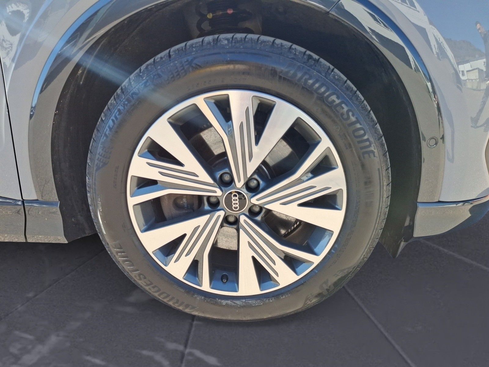 Audi Q4 45 e-tron quattro Sitzheizung Kamera Klima foto 12