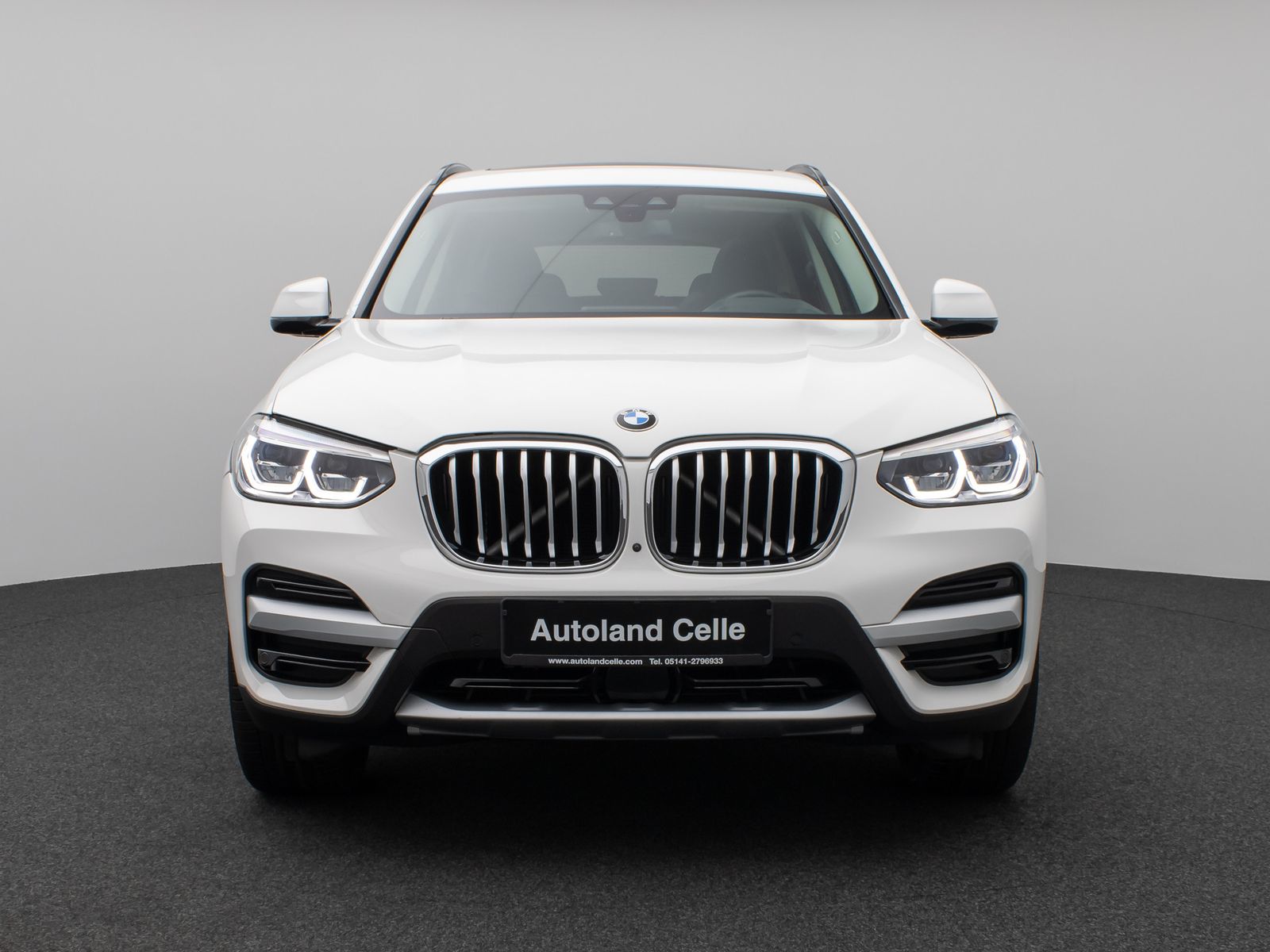 Fahrzeugabbildung BMW X3 xD30e xLine Panorama 360°HUD DAB HiFi Komfort