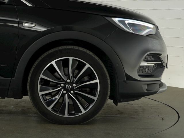 Grandland X PHEV ULTIMATE 4WD AT+LED+NAVI+360 GR