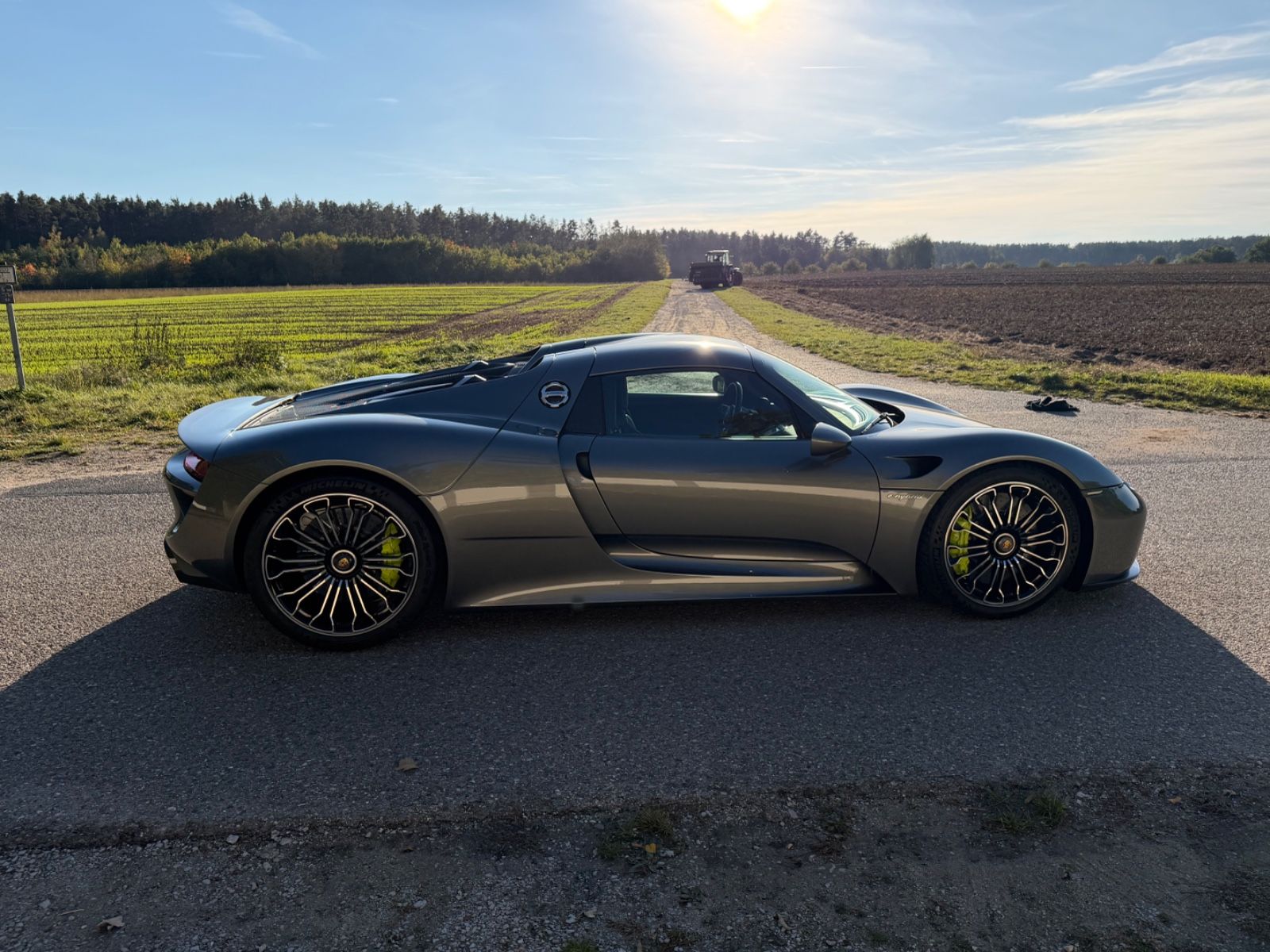 Porsche 918 Spyder METEORGRAU  LIFT 7