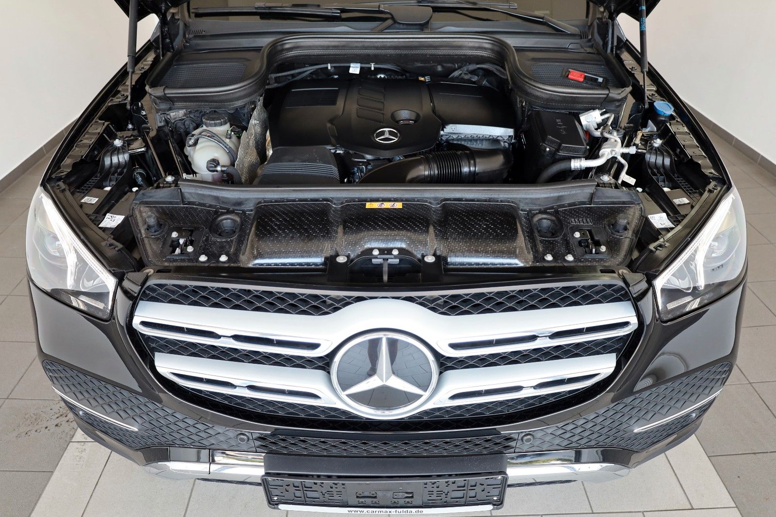 Fahrzeugabbildung Mercedes-Benz GLE 300 d 4Matic,Leder,Navi,LED,Kamera,Pano,AHK