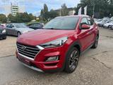 Hyundai Tucson Premium 4WD - rote Hyundai TUCSON