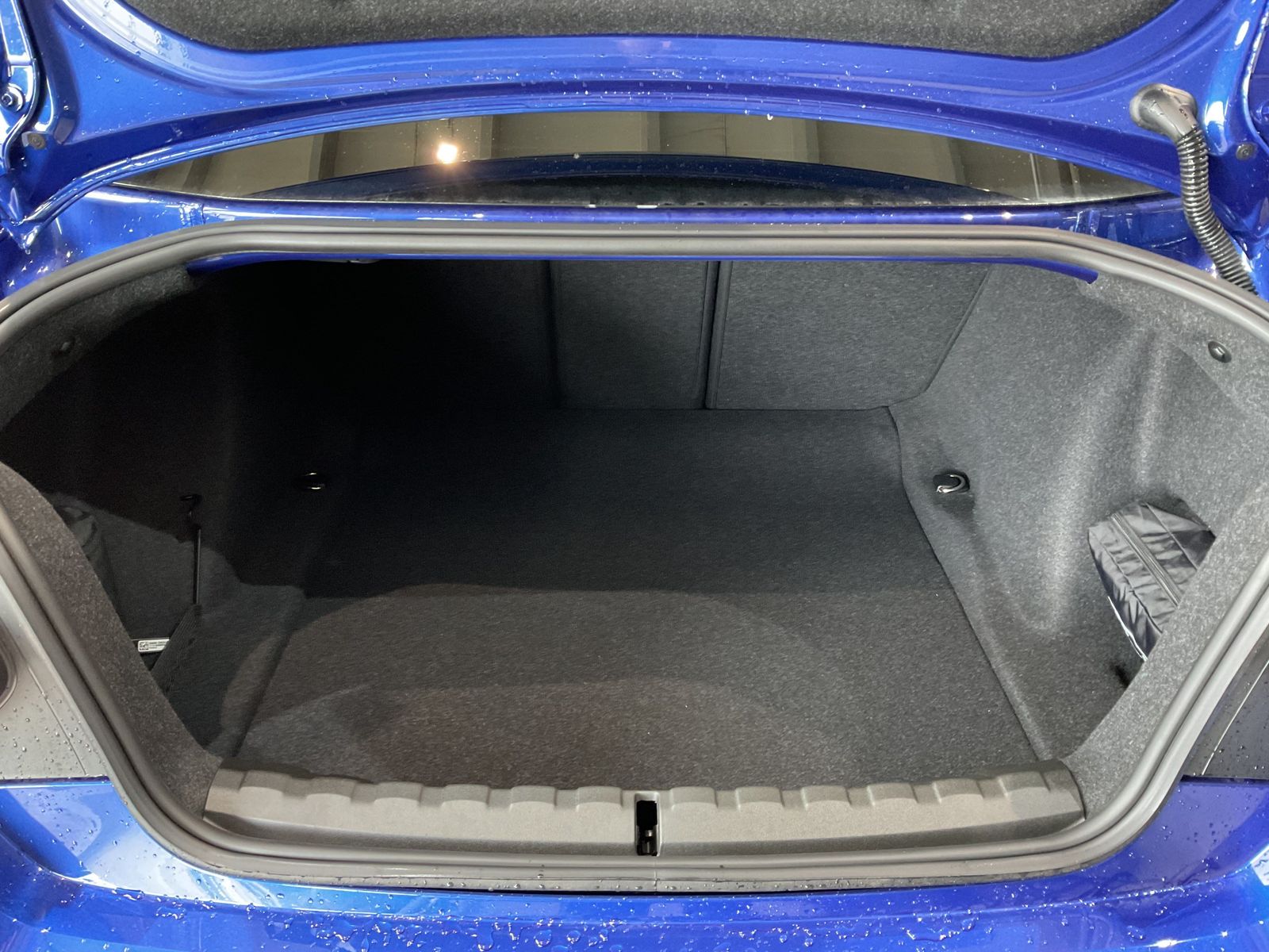 Fahrzeugabbildung BMW M2 Coupé M Compound-Bremse, Harman & Kardon DAB