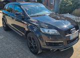 Audi Q7 3.0 TDI (DPF) clean diesel quattro tipt. - - Audi Q7 aus 2012 mit Diesel-Antrieb