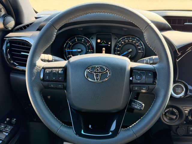 Toyota Hilux Double Cab Invincible 4×4 AHK *SOFORT*