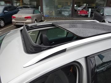 Fotografie 27 des VW Golf Variant VII 2.0 TDI Highline*AHK*LED*SHZ*Al