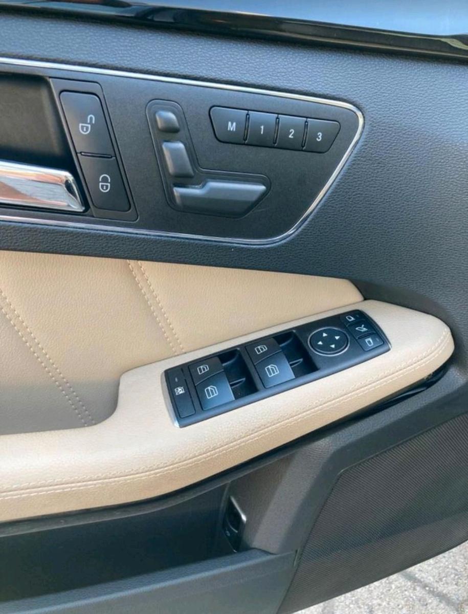 Mercedes-Benz E300 2010 — photo 10