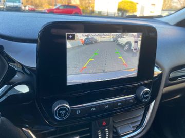 Bild 13 Ford FIESTA COOL & CONNECT