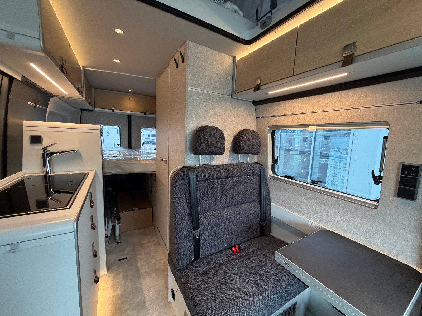 Fahrzeugabbildung HYMER / ERIBA / HYMERCAR Grand Canyon S Xperience 600 - 9.626€ sparen!