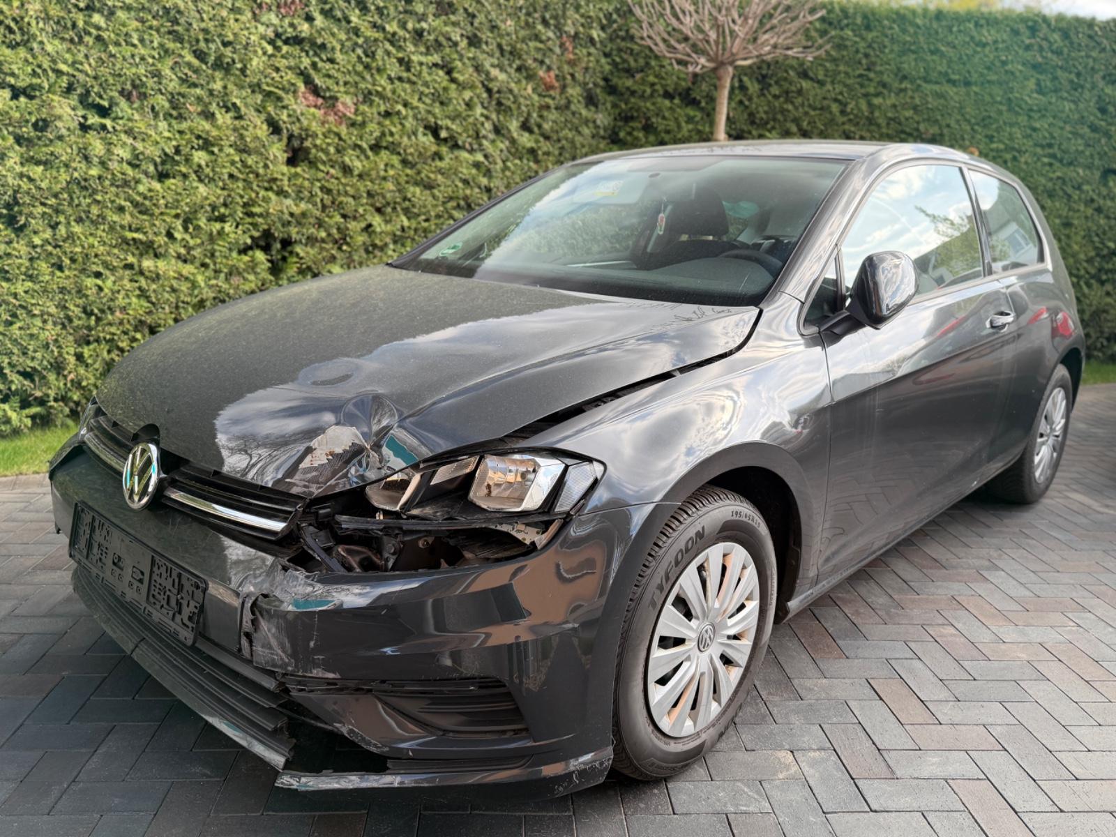 Volkswagen Golf VII 1.0 TSI 3-Türer Klima Allwetter sofort