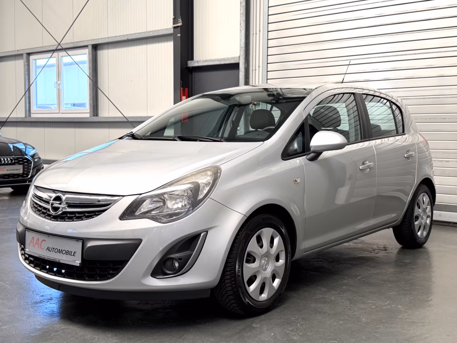 Opel Corsa D Energy Teilleder/Allwetterreifen/Klima