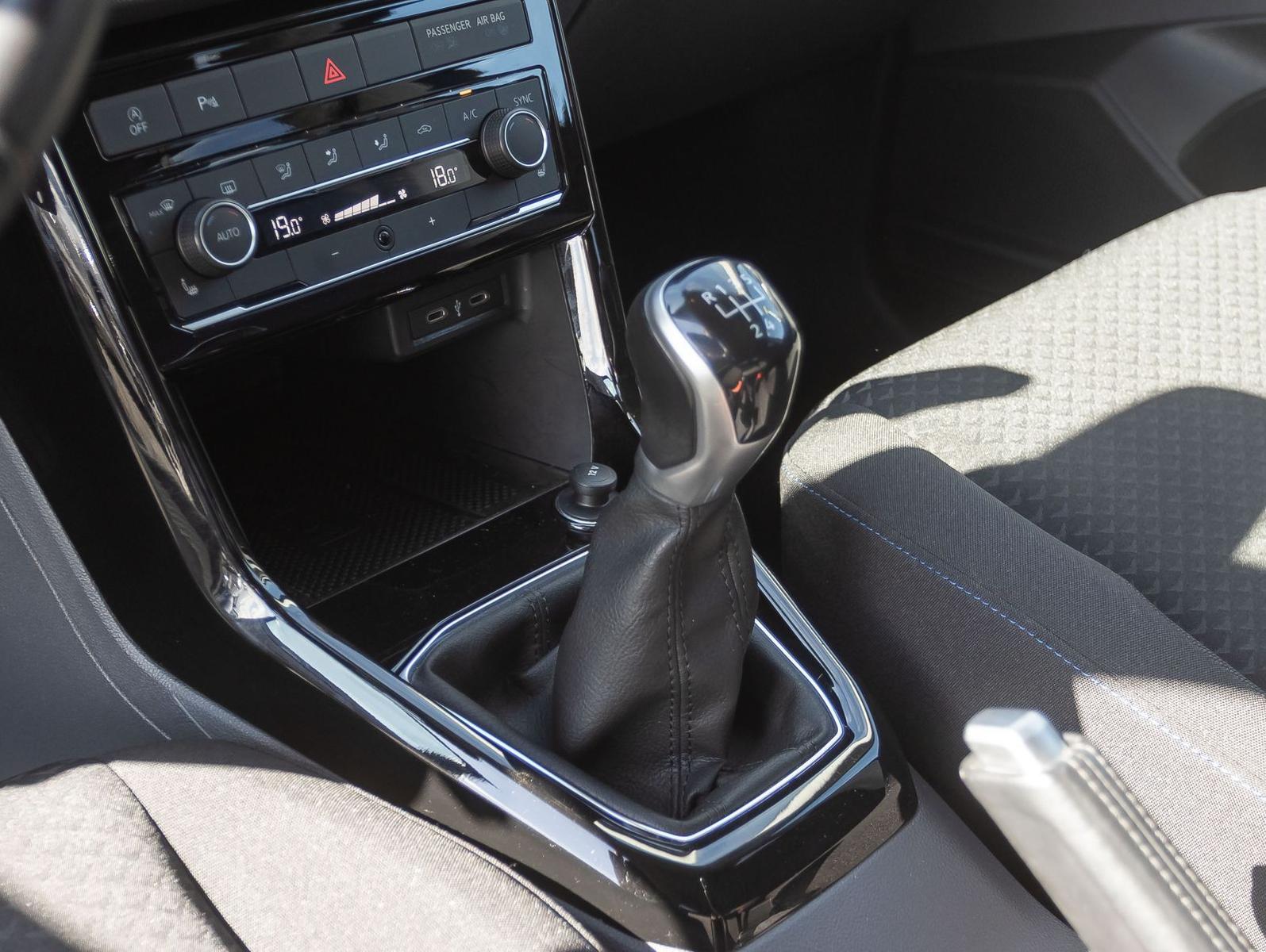 Volkswagen T-Cross United 1.0TSI ACC EPH CarPlay DAB AHK, миниатюра 19