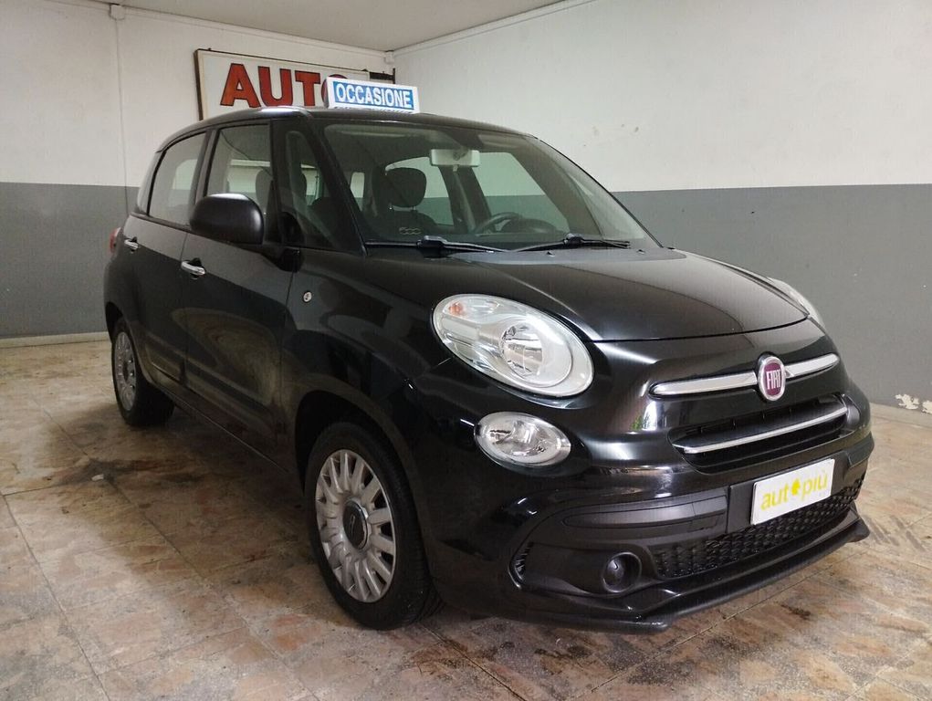 Image of Fiat 500L Urban