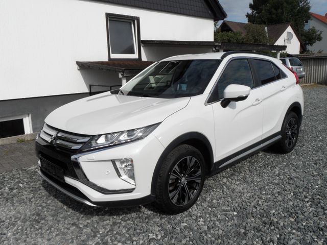 Mitsubishi Eclipse Cross Intro Edition 2WD, LED, 6 Gang,AHK