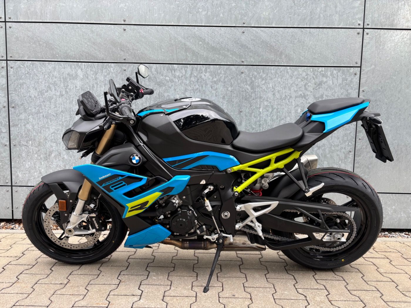 Fahrzeugabbildung BMW S 1000 R Style Sport 2 Pakete