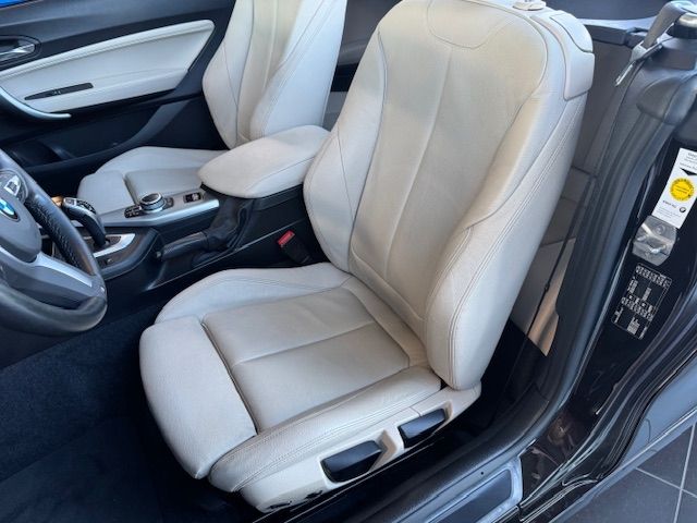 Fahrzeugabbildung BMW 230i  Sport Line KLIMA LED NAVI ALU