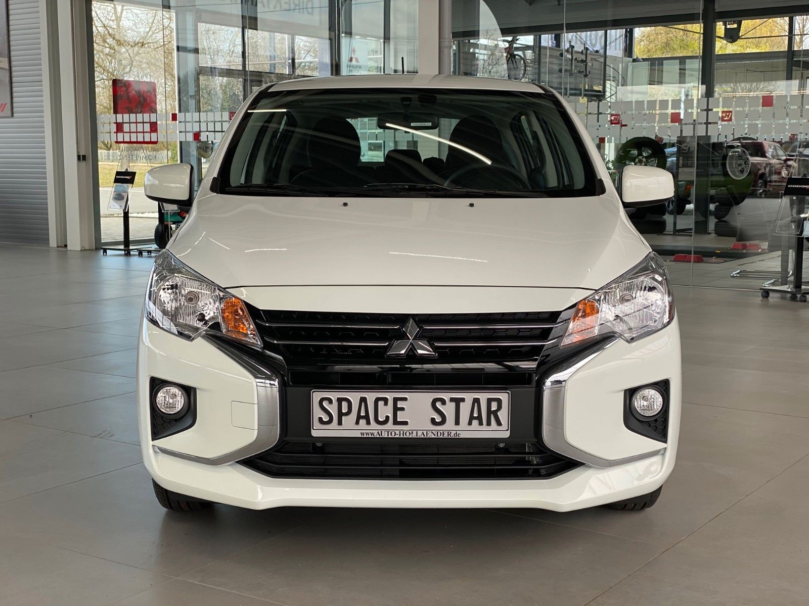 Fahrzeugabbildung Mitsubishi Space Star 1,2Select Klima inkl. Allwetterreifen