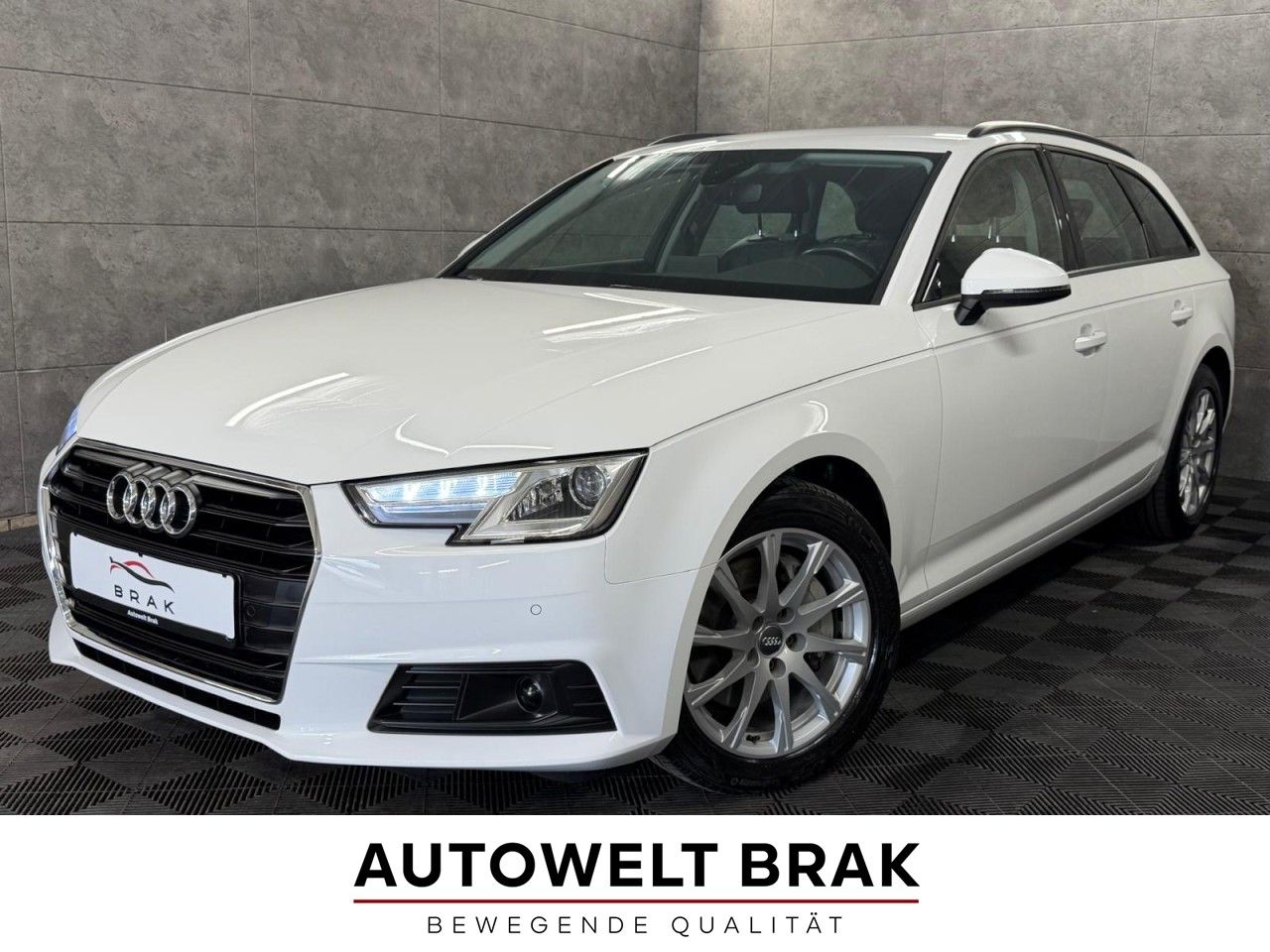 Audi A4 - 1