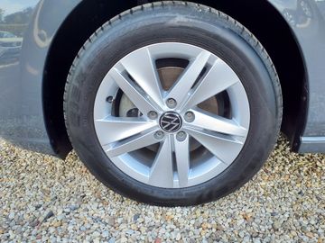 Bild 10 VW Golf VIII Life eTSI - NAVI,PANO,R.KAMERA,ACC