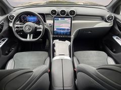 Fahrzeugabbildung Mercedes-Benz GLC 220d 4Matic AMG LINE NIGHT AHK DISTRONIC CAM