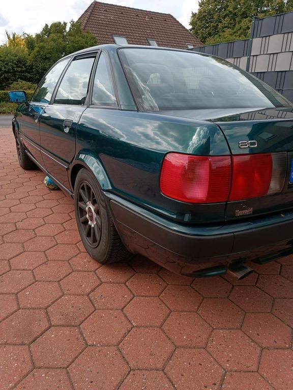 Audi 80