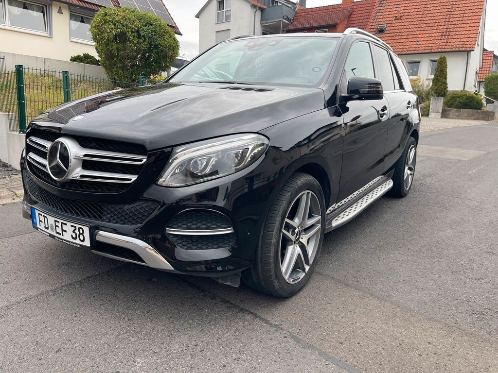 Image of Mercedes-Benz GLE 250