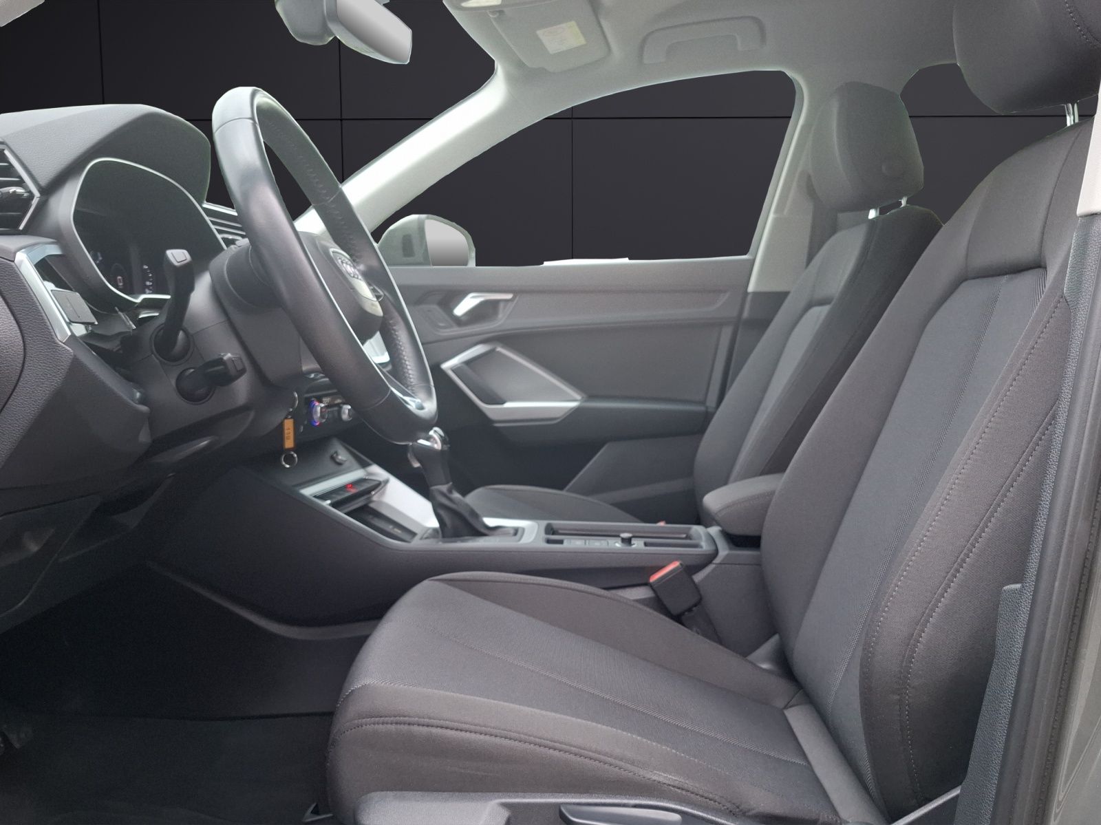 Fahrzeugabbildung Audi Q3 40 TFSI advanced S-tronic quattro LED AVC ACC