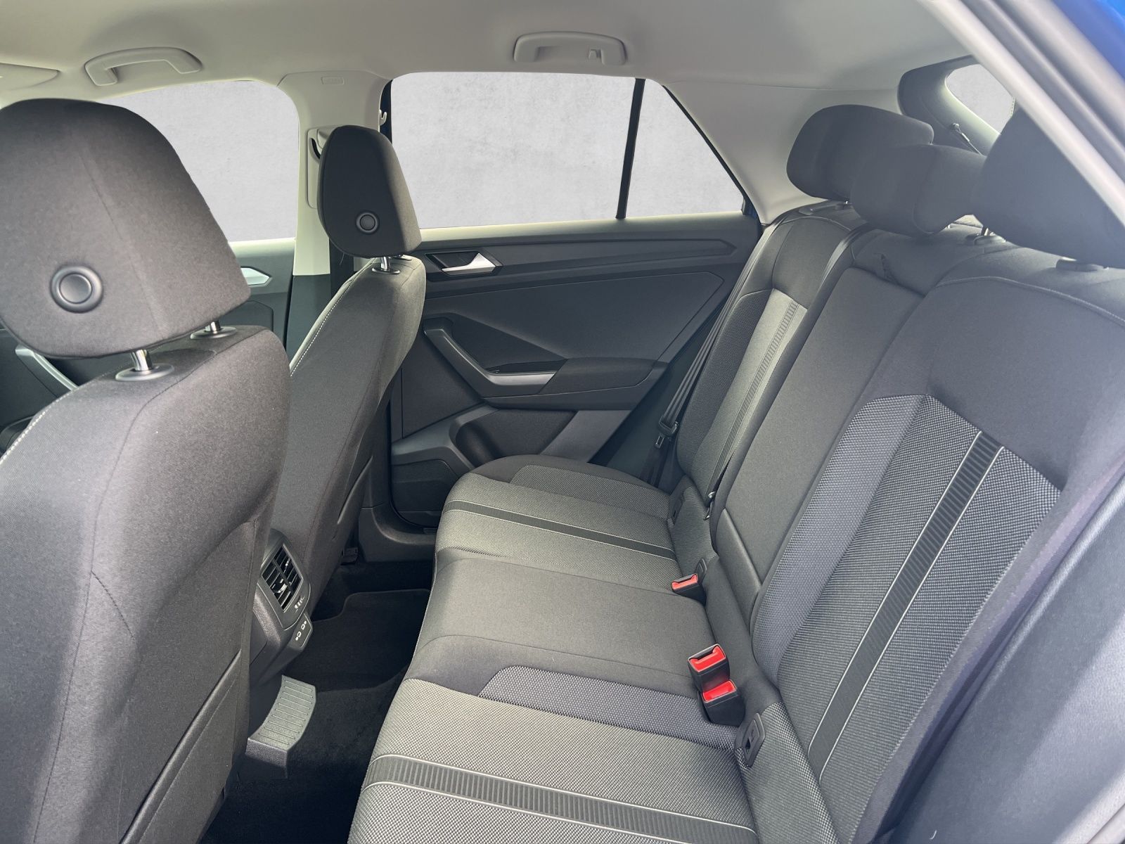 T-Roc Life 1.5 TSI DSG LED*AHK*Navi*Standhzg.