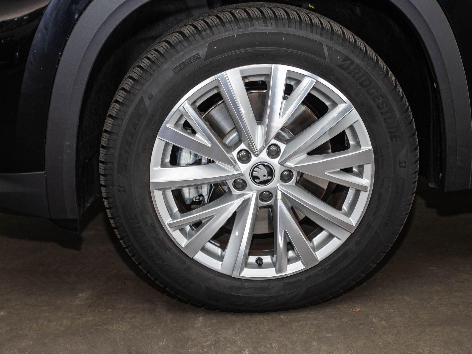 Skoda Kodiaq Selection 2,0 TDI DSG 4x4 ACC LED HuD