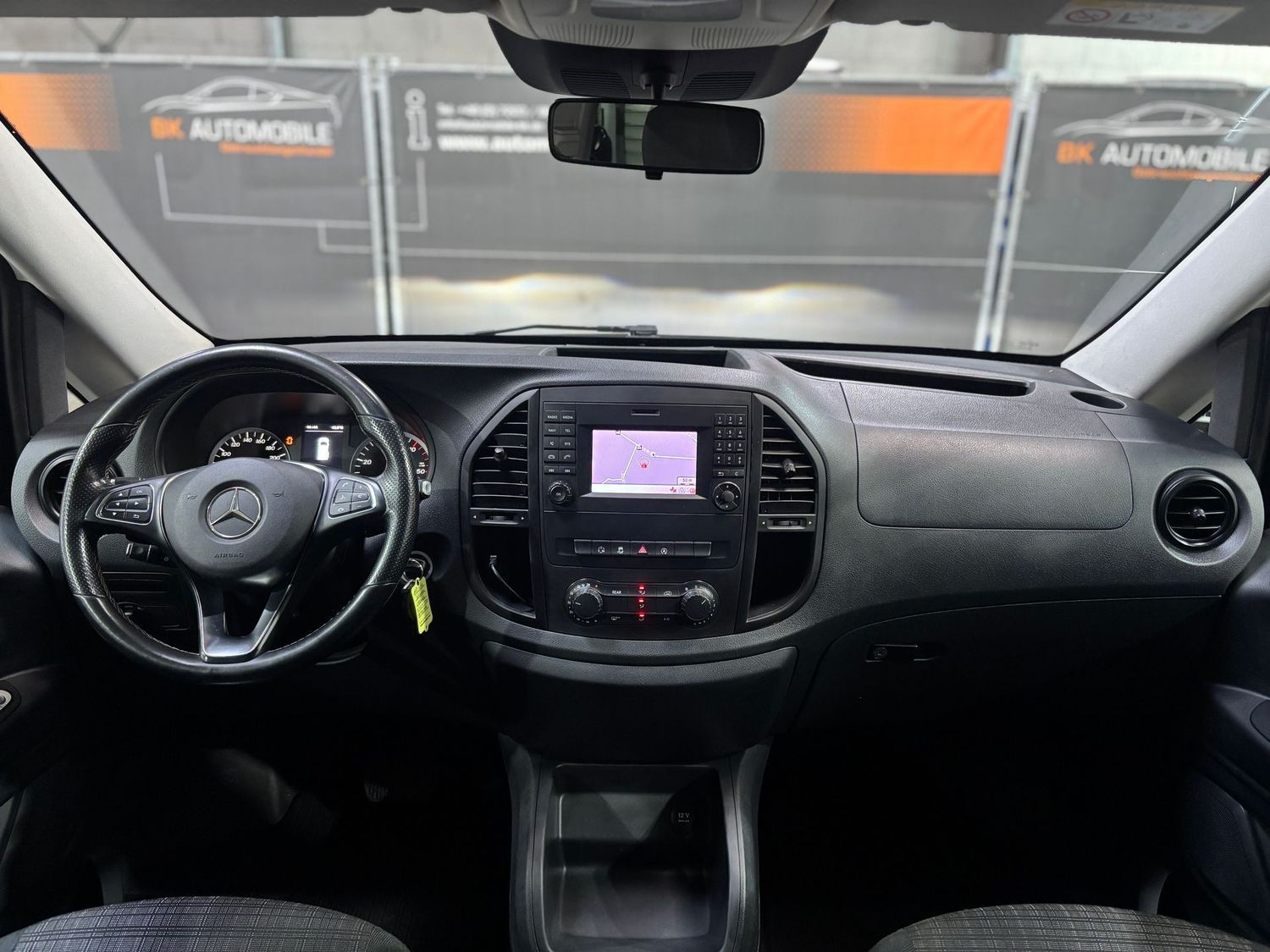 Fahrzeugabbildung Mercedes-Benz Vito Tourer 119 CDI Pro 4MATIC lang#LED#Kamera