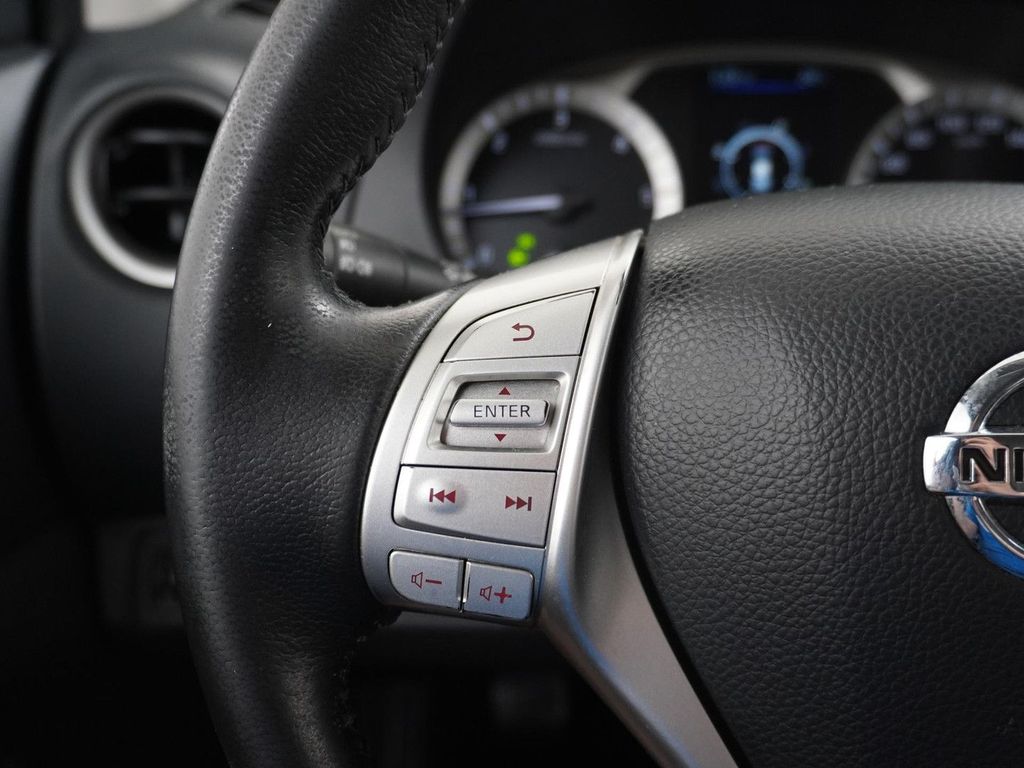 Nissan Navara 2.3 dCi N-Connecta King Cab AHK | Cruise