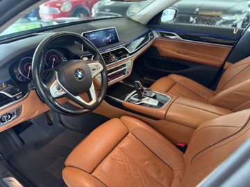 BMW 740 - 11