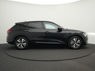 Audi Q8 e-tron - 12
