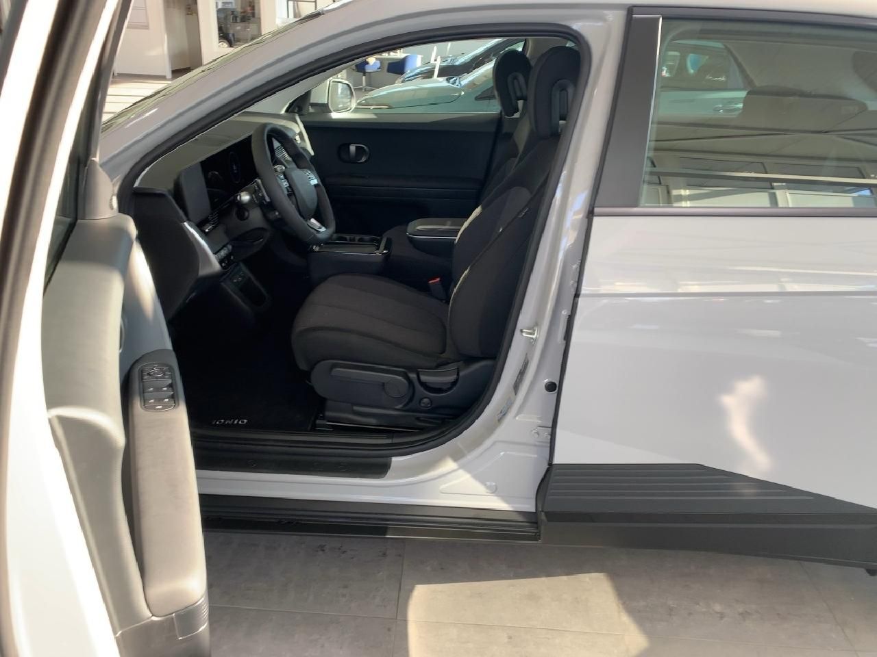 Fahrzeugabbildung Hyundai IONIQ 5 Basis Elektro Wärmepumpe*