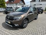 Dacia Sandero TCe 90 LPG Stepway Celebration - Dacia mit LPG-Antrieb: Geländewagen